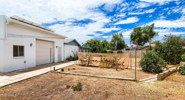 856 E PARADISE Lane, Phoenix, AZ 85022