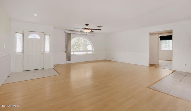 856 E PARADISE Lane, Phoenix, AZ 85022