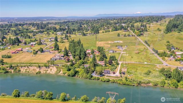 7029 Riverview Road, Snohomish, WA 98290