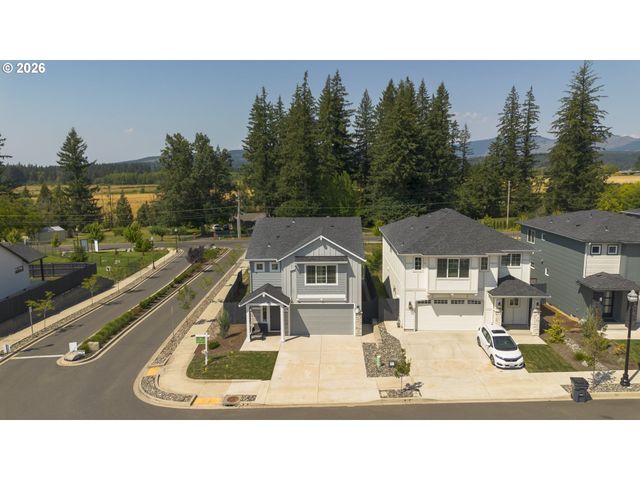 299 W MAPLE St, Washougal, WA 98671