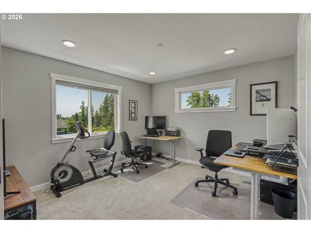 299 W MAPLE St, Washougal, WA 98671
