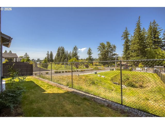 299 W MAPLE St, Washougal, WA 98671
