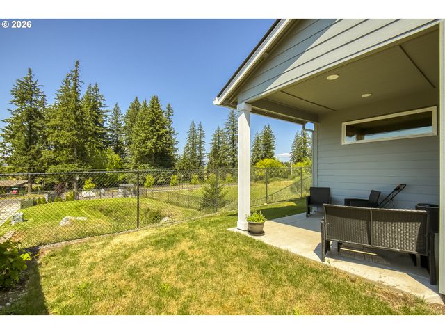 299 W MAPLE St, Washougal, WA 98671