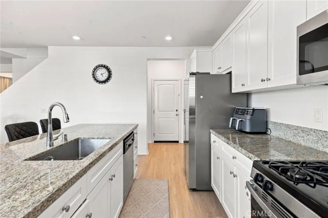 5355 Delaney Way, Fontana, CA 92336