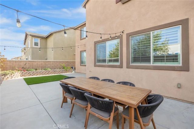 5355 Delaney Way, Fontana, CA 92336