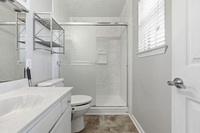 17 Shawnee Forest Cove, Little Rock, AR 72212