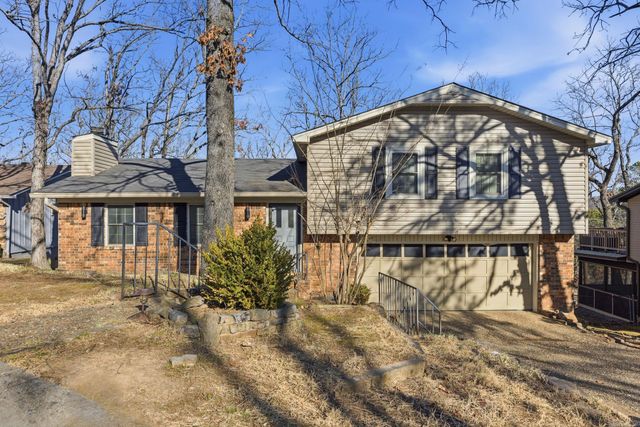 17 Shawnee Forest Cove, Little Rock, AR 72212