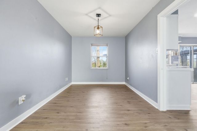 17 Shawnee Forest Cove, Little Rock, AR 72212