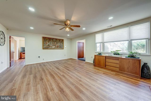 6017 WHEELER LN, Broad Run, VA 20137