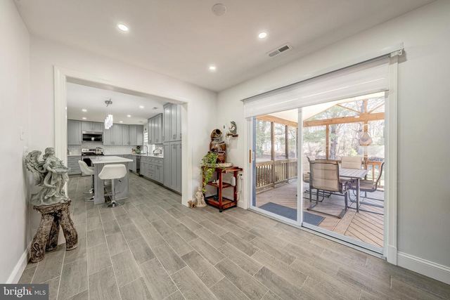 6017 WHEELER LN, Broad Run, VA 20137