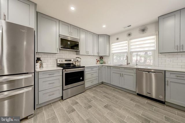 6017 WHEELER LN, Broad Run, VA 20137