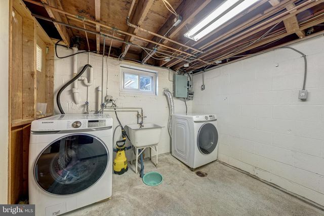 6017 WHEELER LN, Broad Run, VA 20137