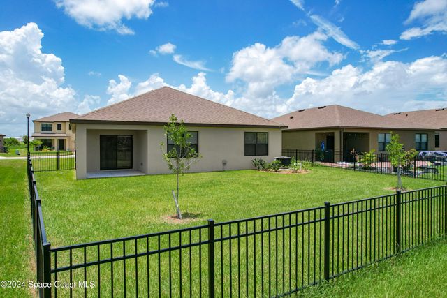 2243 Capital Drive, Palm Bay, FL 32909