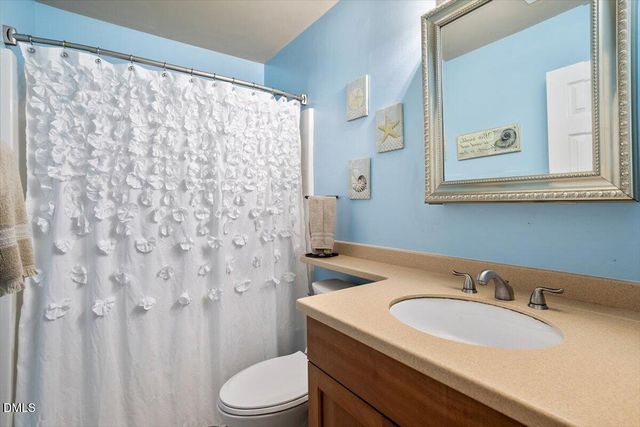 2004 Battlewood Road, Apex, NC 27523
