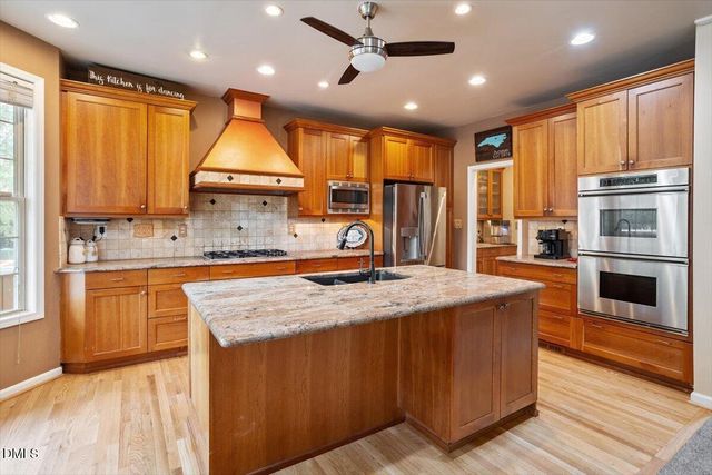 2004 Battlewood Road, Apex, NC 27523
