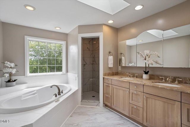 2004 Battlewood Road, Apex, NC 27523