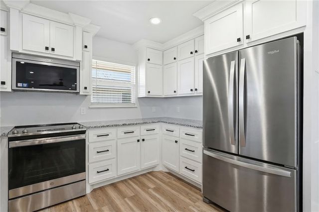 140 Port Saint Claire, City By The Sea, TX 78336