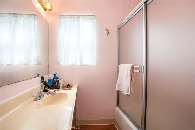 4831 W 121st Street, Hawthorne, CA 90250
