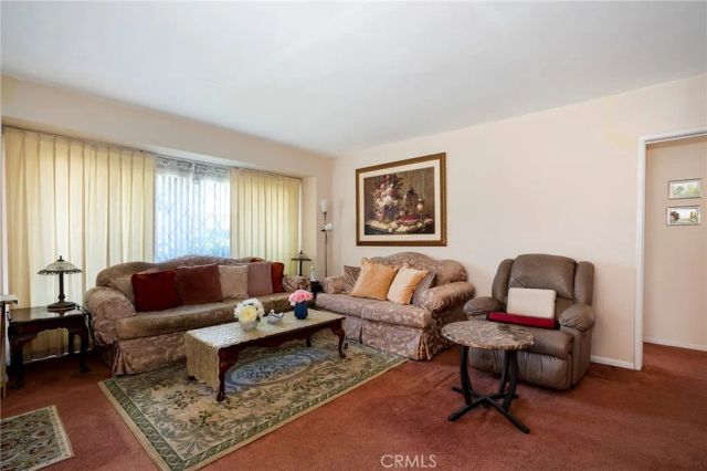 4831 W 121st Street, Hawthorne, CA 90250