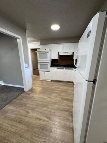 1421 Shalimar Drive, Del City, OK 73115