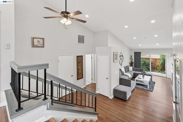 209 Manuel Ct, Bay Point, CA 94565