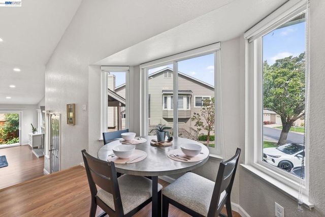 209 Manuel Ct, Bay Point, CA 94565