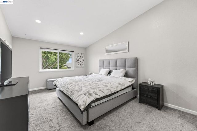 209 Manuel Ct, Bay Point, CA 94565