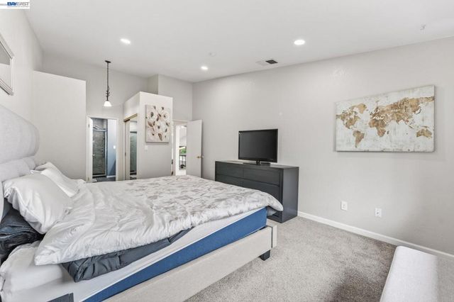 209 Manuel Ct, Bay Point, CA 94565