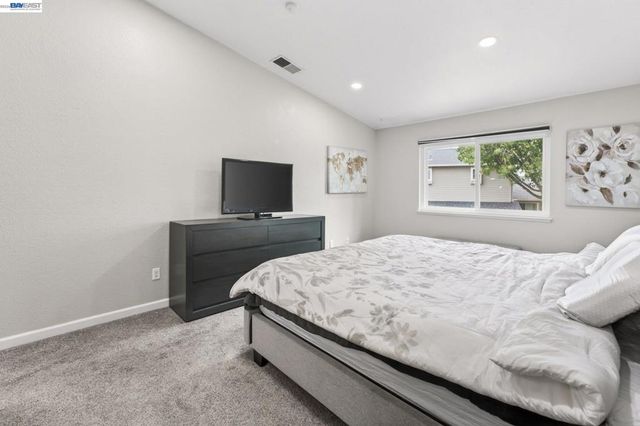 209 Manuel Ct, Bay Point, CA 94565