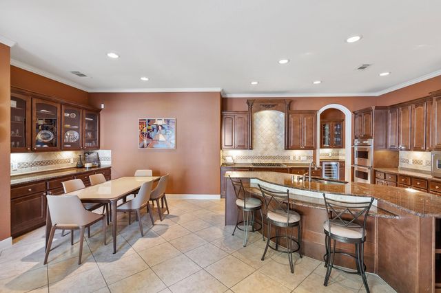 6014 Shady Alcove Court, Kingwood, TX 77345