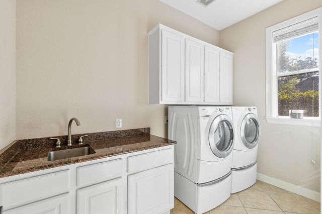 6014 Shady Alcove Court, Kingwood, TX 77345