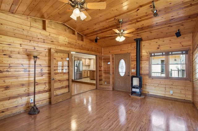 7910 W Park Hills Drive, Bloomington, MN 55438