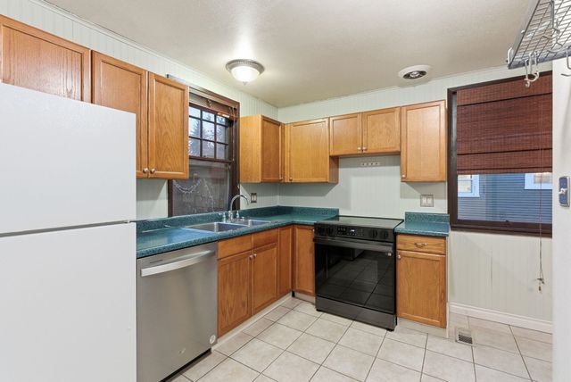 1311 E 16th Ave, Spokane, WA 99203