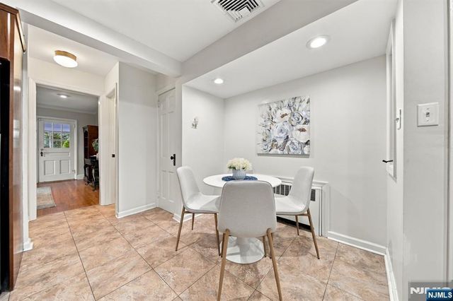163 Cottage Road, Wyckoff, NJ 07481