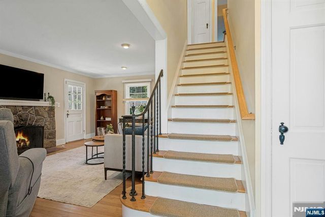 163 Cottage Road, Wyckoff, NJ 07481