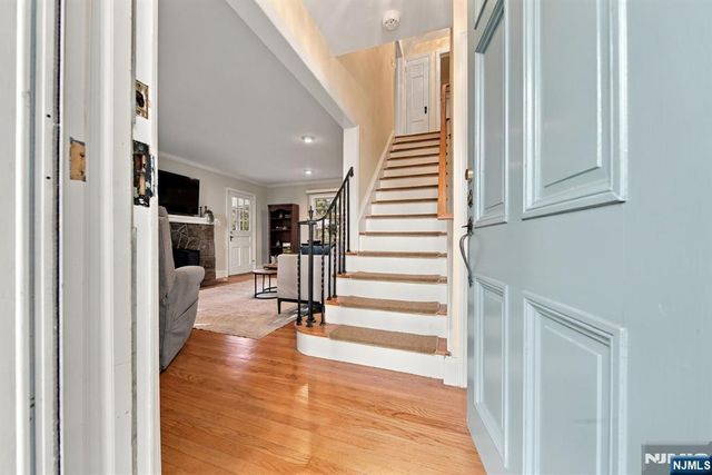 163 Cottage Road, Wyckoff, NJ 07481