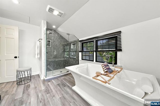 163 Cottage Road, Wyckoff, NJ 07481