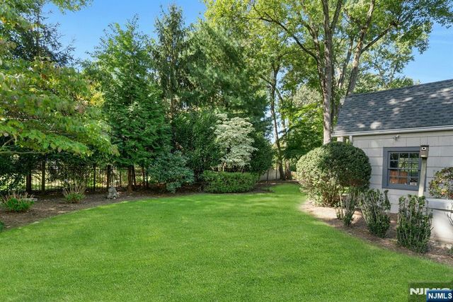163 Cottage Road, Wyckoff, NJ 07481