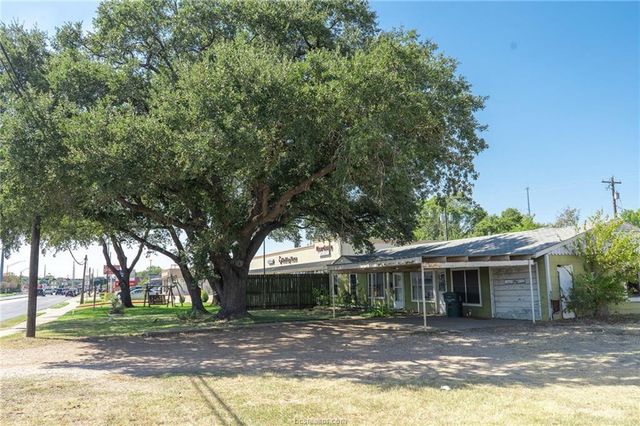 720 E Villa Maria Road, Bryan, TX 77802