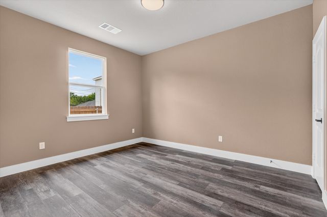 108 Griffin Street, Waxahachie, TX 75165