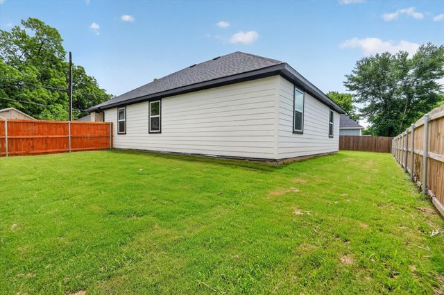 108 Griffin Street, Waxahachie, TX 75165