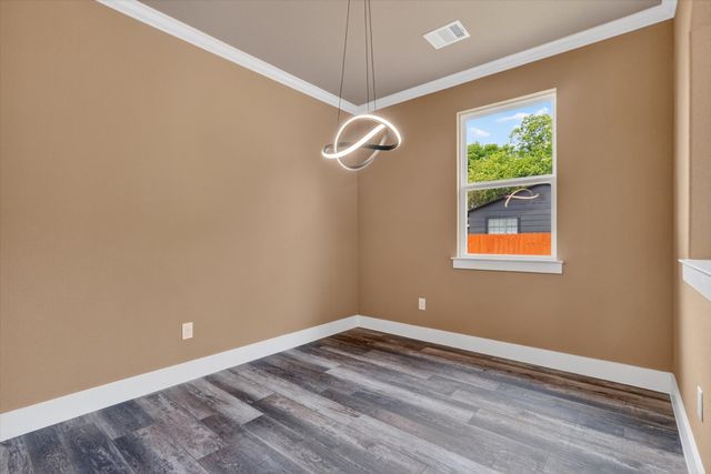 108 Griffin Street, Waxahachie, TX 75165