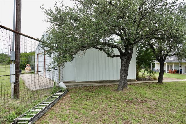33 Quail Ridge, Goldthwaite, TX 76844