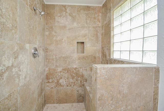 7522 Jackwood Street, Houston, TX 77074