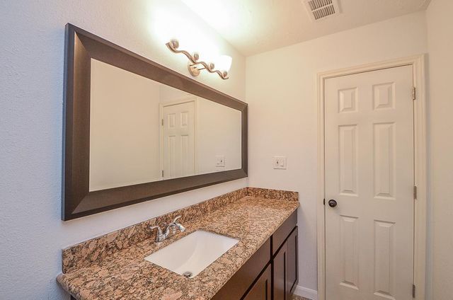 7522 Jackwood Street, Houston, TX 77074