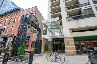 1212 N Wells Street 1405, Chicago, IL 60610