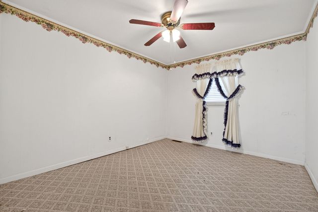 4463 Crisp Springs Rd, Mcminnville, TN 37110