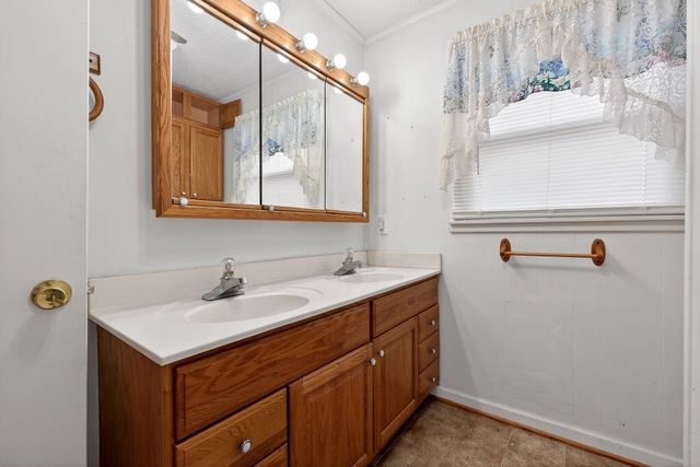 4463 Crisp Springs Rd, Mcminnville, TN 37110