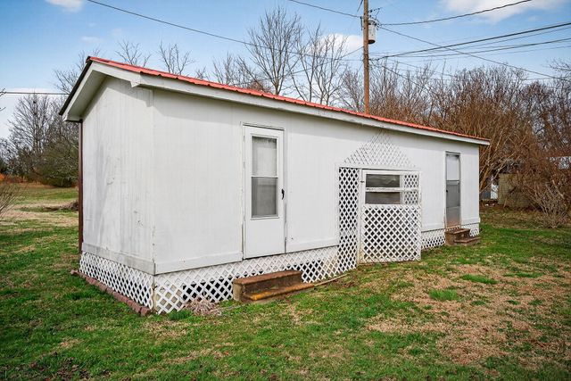 4463 Crisp Springs Rd, Mcminnville, TN 37110