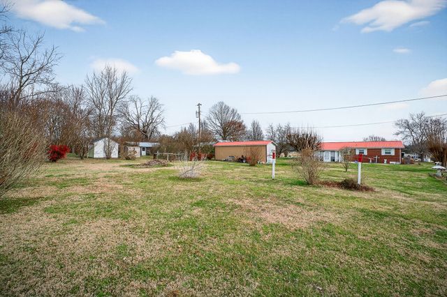 4463 Crisp Springs Rd, Mcminnville, TN 37110